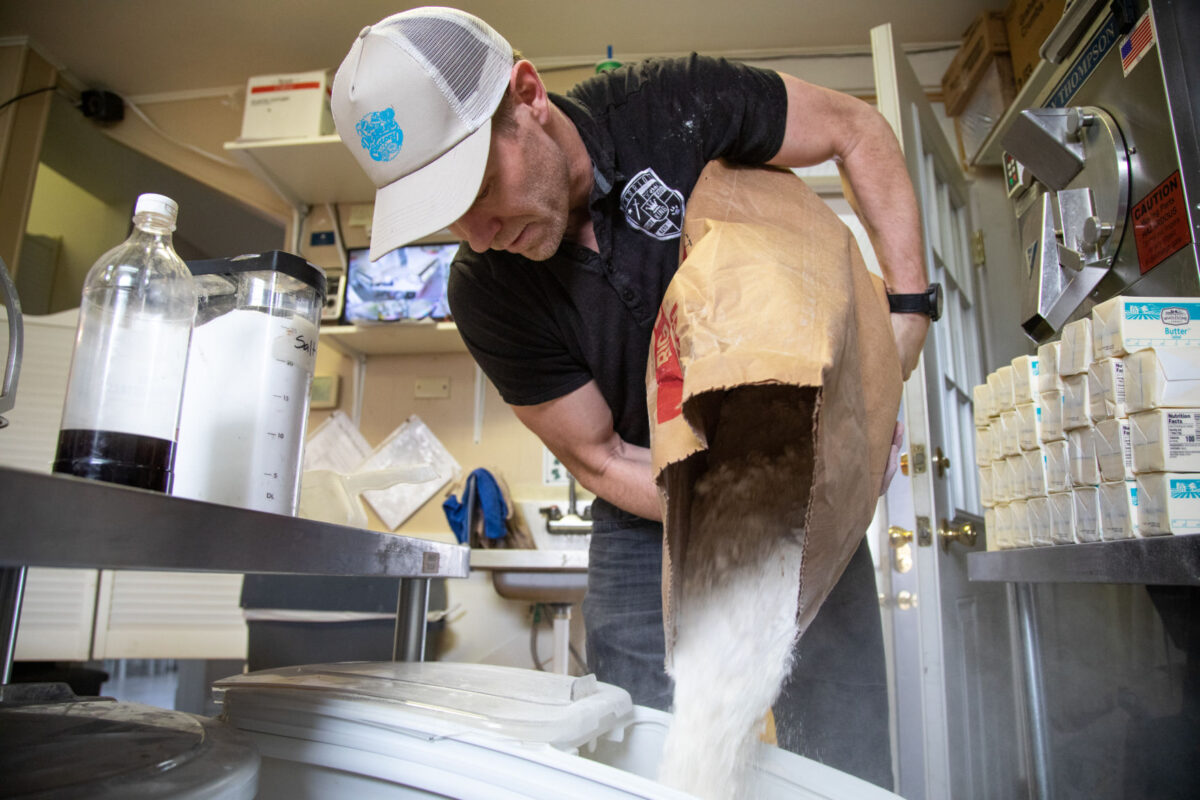 North Ogden’s Dessert Factory fills gap for crepes, eclairs, cookies